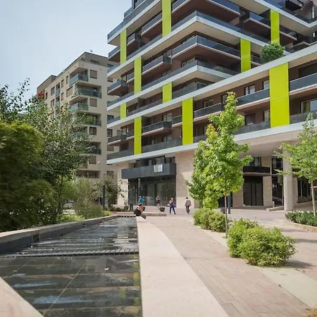 New Corvin Home, Ac, Free Parking Balcony W/view Appartamento Budapest