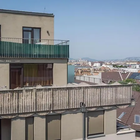 Appartamento New Corvin Home, Ac, Free Parking Balcony W/view Budapest